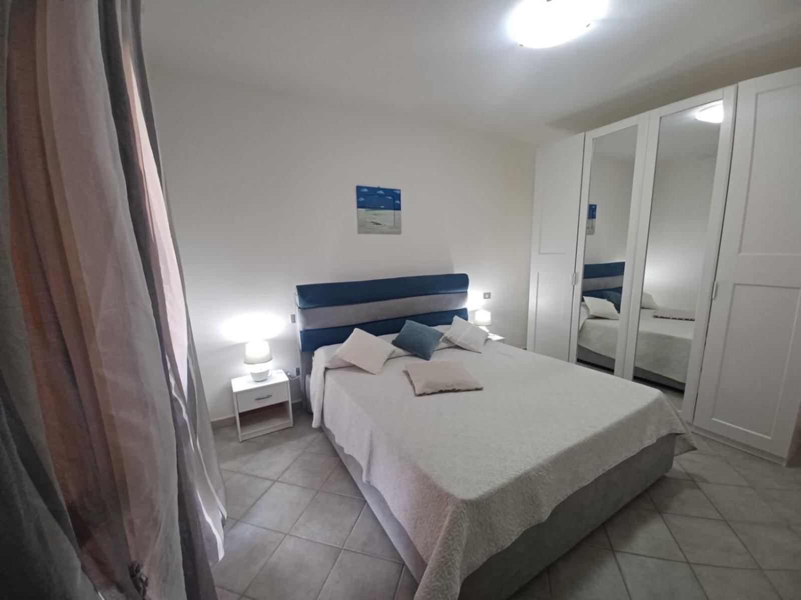 Casa Sibilla Bi-Locale Con Terrazza A 60 Metri Dal Mare Apartment Marinella  Bagian luar foto